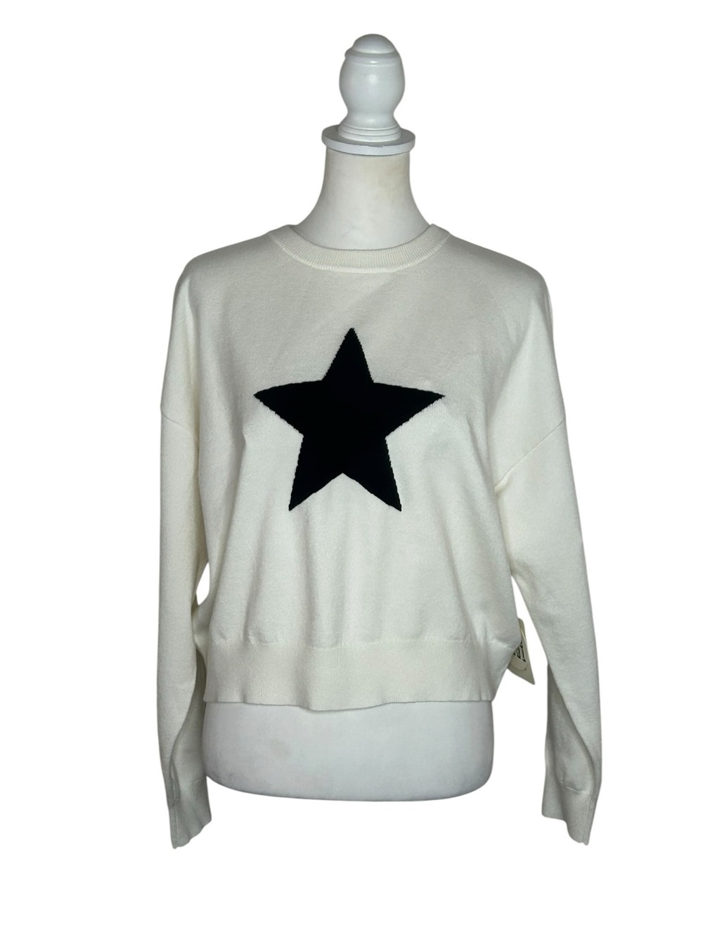 Orange Kiss NWT Cream Crewneck Sweater with Black Star Sz L July 4th Americana
